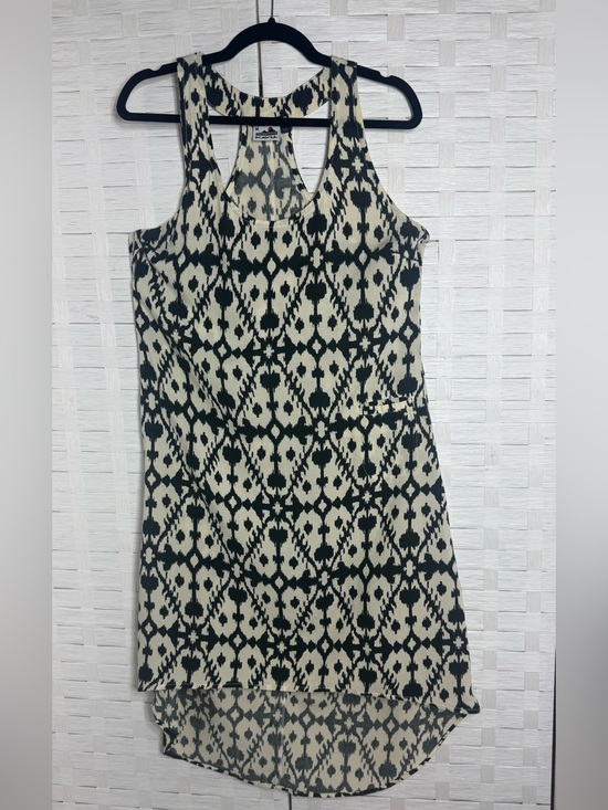 Kavu Dresses & Skirts - Kavu Jocelyn Ikat Black Ivory Racerback‎ Midi High Low Sleeveless Dress Size Med